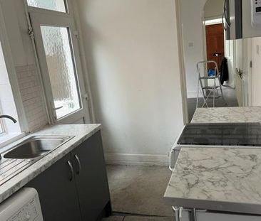 Studio Flat, Handsworth, B21 - Photo 6