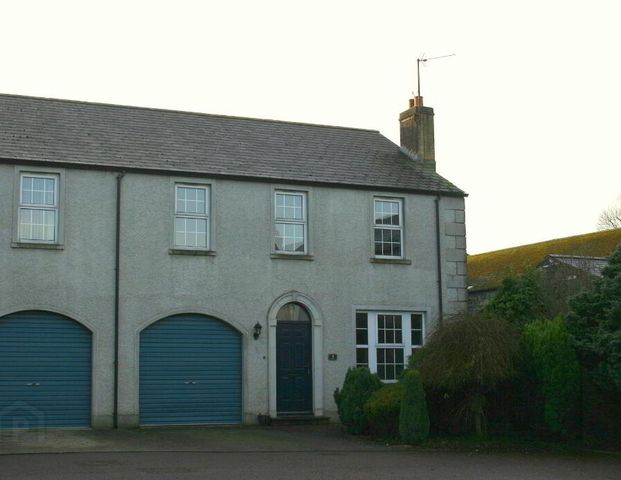 2 Tonaghneave Place, Saintfield, BT24 7PH - Photo 1