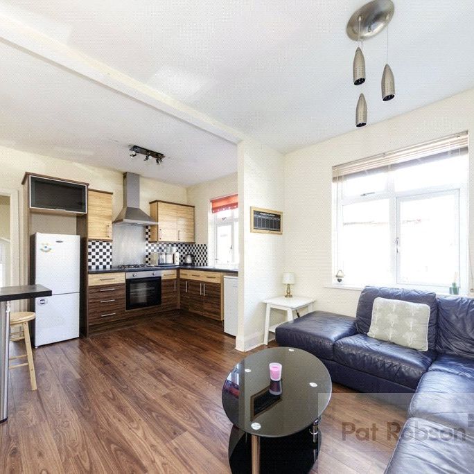 Cavendish Road, Newcastle Upon Tyne - Photo 1