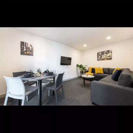 Platinum Ensuite - Photo 2