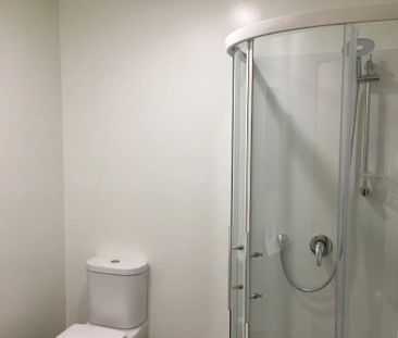 CITY CENTRE. 3 BEDROOM - Photo 5