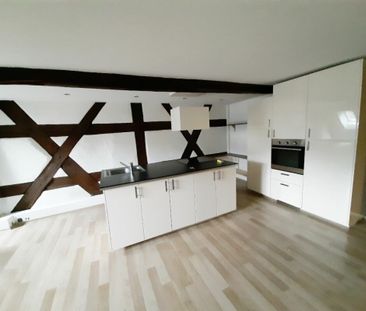 Emplacement idéal, directement sur le Rhin et la frontière avec l’A... - Photo 1