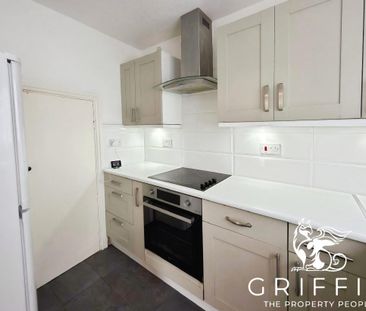 Camden Road, Chafford Hundred, Grays, RM16 - Photo 5