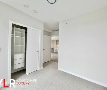 Condo in Vancouver West Side, BC - Photo 3