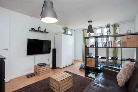 1 bedroom flat to rent - Photo 2