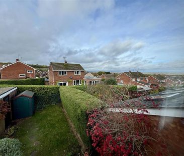 3 bedroom semi-detached house to rent - Photo 2