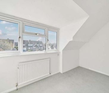 Wadham Close, Shepperton, Surrey, TW17 - Photo 1