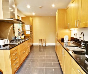 2 bedroom apartment to rent - Photo 6