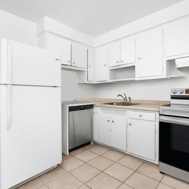 NDG - 3 1/2 Avec Électroménagers Inclus - Photo 1