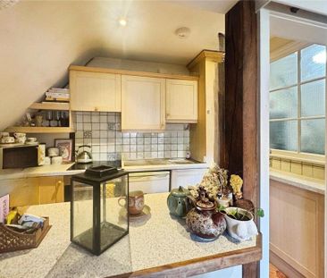 3 bedroom flat to rent - Photo 6