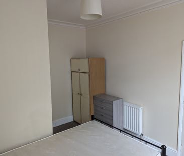 1 bed house of multiple occupation to rent in York Road, Great Yarm... - Photo 3