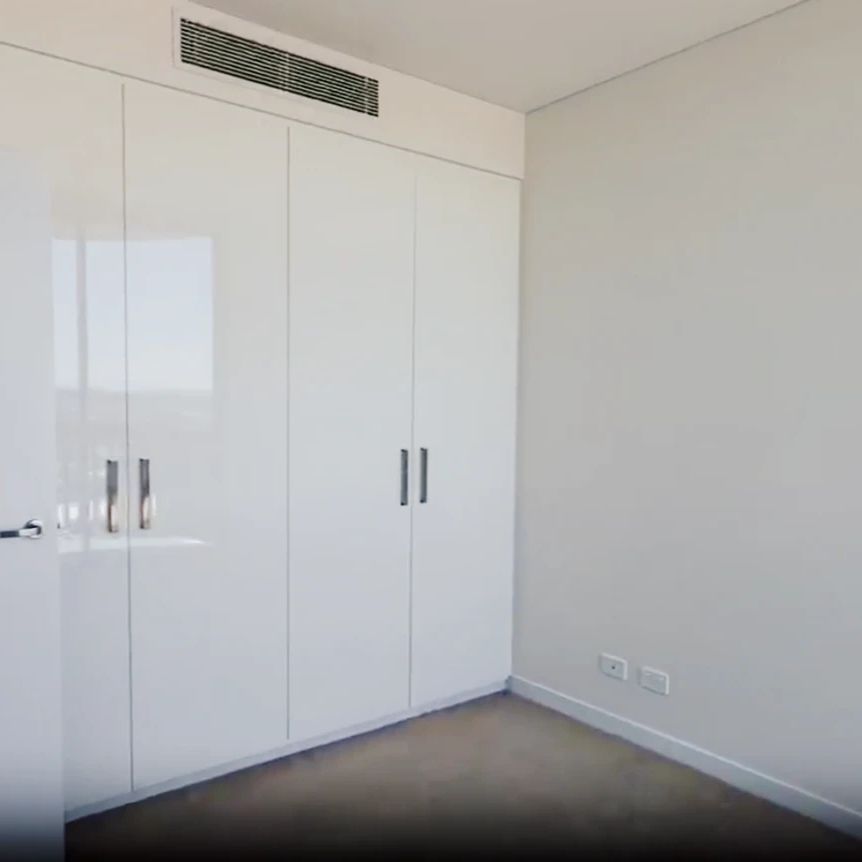 3 bed 2 bath - Photo 1