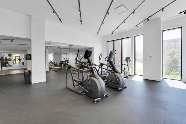 For Lease - 2300 St Clair Avenue Unit# 811, Toronto, Ontario - Photo 1