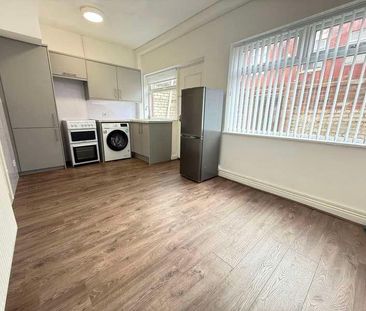 The Coppice, Liverpool, L4 - Photo 3