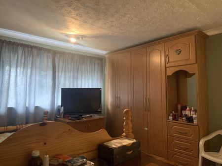 Woodhall Road, Sudbury - Photo 2