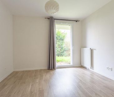 Location Appartement 2 pièces 38m² STE GENEVIEVE DES BOIS 91700 - Photo 3