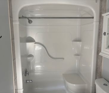 For Lease - 61 MORNING DOVE Drive Unit# COACH, Markham, Ontario - Photo 4