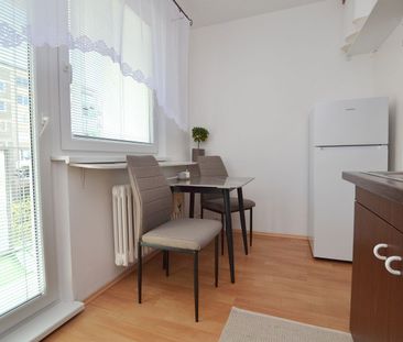 PRENAJATÝ | zariadený 1 izbový byt s balkónom, Juh III – Fotografia 4