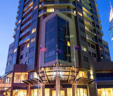 Luxury living in Central Takapuna - Photo 3