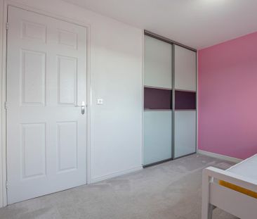 3 bedroom detached house to rent - Photo 4