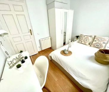 Calle de Toledo, Madrid, Community of Madrid 28005 - Photo 6