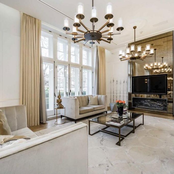 4 bedroom flat to rent - Photo 1