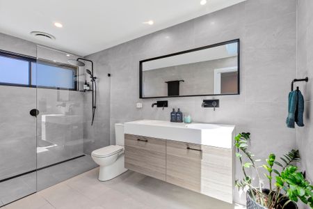 18A Tedman Parade, Sylvania NSW 2224 - House For Rent | Domain - Photo 3