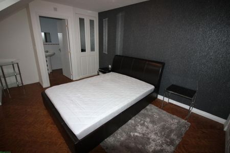 2 bedroom semi-detached house to rent - Photo 5