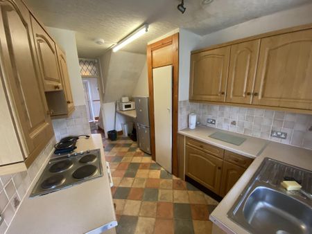 Prior Deram Walk, Coventry, Cv4 8fs, Canley - Photo 5