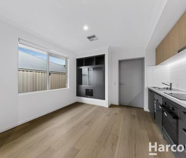 Brand New & Low-Maintenance Living in Sinagra - Photo 5