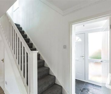 3 bedroom terraced house to rent - Photo 5