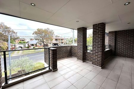 25 Acacia Avenue - Photo 4