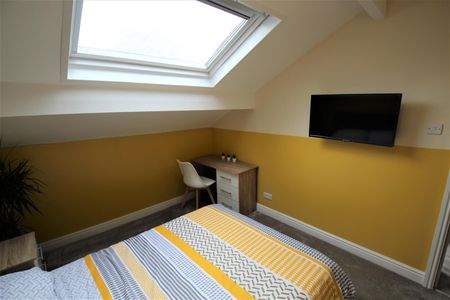 Belle Vue Road, Hyde Park, LS3 1HF, Leeds - Photo 2