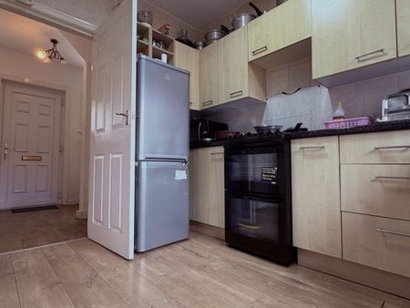 Dudley Avenue, Whitefield - Photo 2
