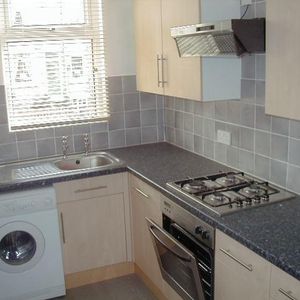 2 bedroom house to rent - Photo 2