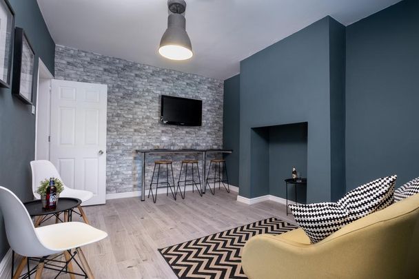 4 bedroom house share to rent - Photo 1