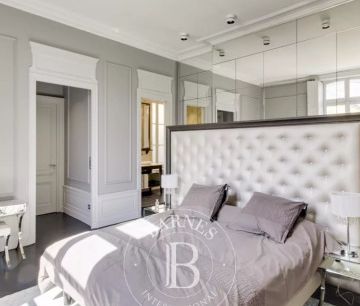 Appartement • Cordeliers-Célestins-Bourse - Photo 6