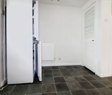 3 bedroom House To Let - Photo 1