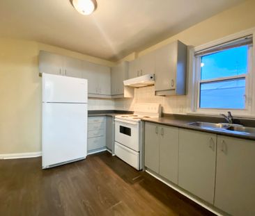 For Lease - 2A Thyra Avenue Unit# 201, Toronto, Ontario - Photo 4