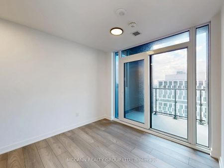 1007 The Queensway Avenue #1024 - Photo 4