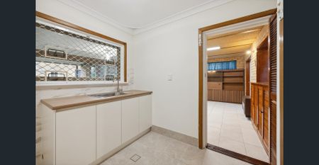 Family home. - Photo 4