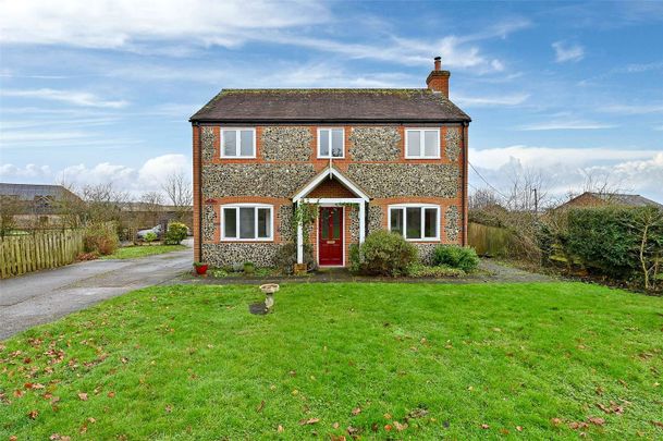 Beautiful brick and flint cottage - Photo 1