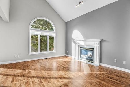 For Lease - 15 Fanterra Way, Hunt Club - South Keys and Area, Ontario - Photo 4