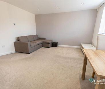 2 bedroom apartment to rent - Photo 3