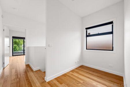 70B Beaconsfield Parade, Northcote - Photo 4