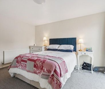 3 bedroom terraced house to rent - Photo 6