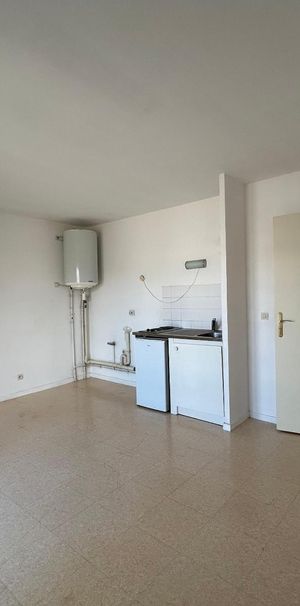 Location Appartement 1 pièce 24m² NOISY LE GRAND 93160 - Photo 1