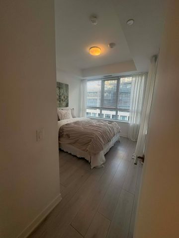 One plus den condo for rent Oakville - Photo 4