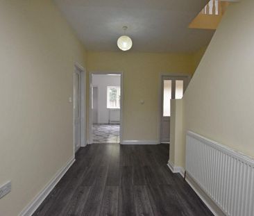 4 bedroom detached house to rent - Photo 1