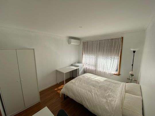 Sunshine West - Photo 1